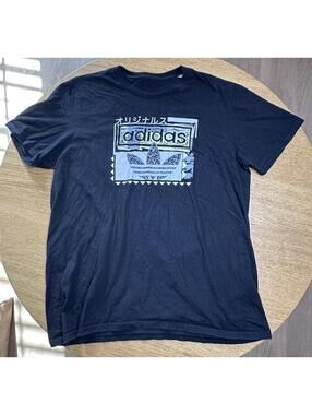 Adidas Men's T-Shirt Medium Japanese Style Leaf Trefoil